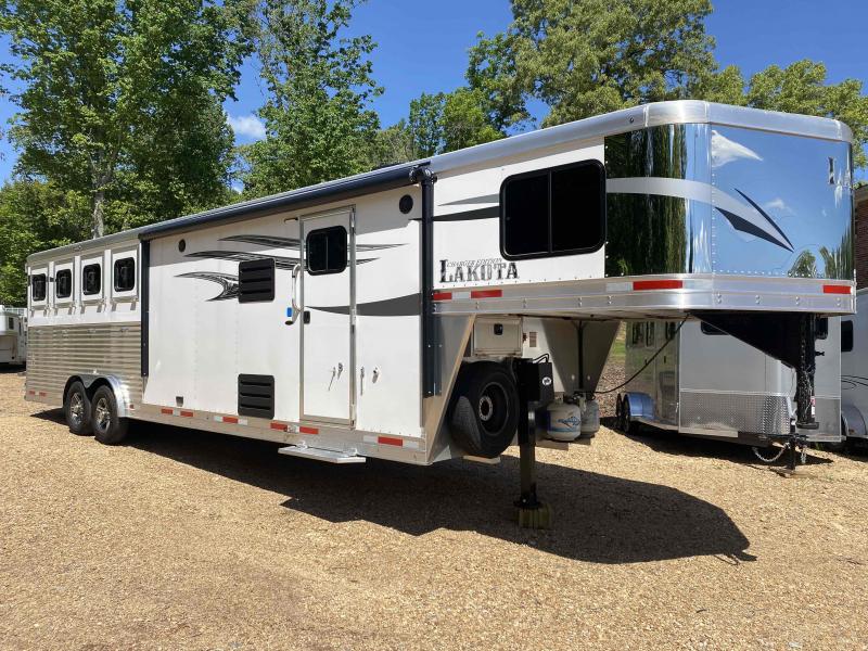 used Horse Trailers Lakota  for sale, in Campobello, SC image-0