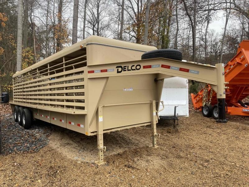 2022 Delco Metal Top Livestock Stock / Stock Combo Trailer 2022 Delco Metal Top Livestock Stock / Stock Combo Trailer