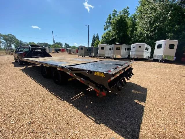 used Equipment / Flatbed Trailers Big Tex Trailers  for sale, in Campobello, SC Thumbnail 4