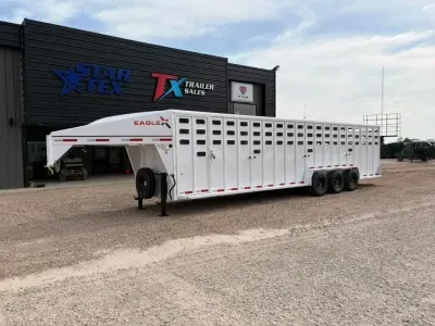RawMaxx 6'8" x 32' EAGLE X LIVESTOCK TRAILER 21K