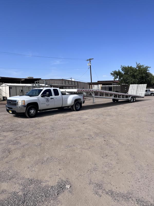 2011 Chevrolet CHEVY DUALLY W/ WEDGE Car Hauler 2011 Chevrolet CHEVY DUALLY W/ WEDGE Car Hauler