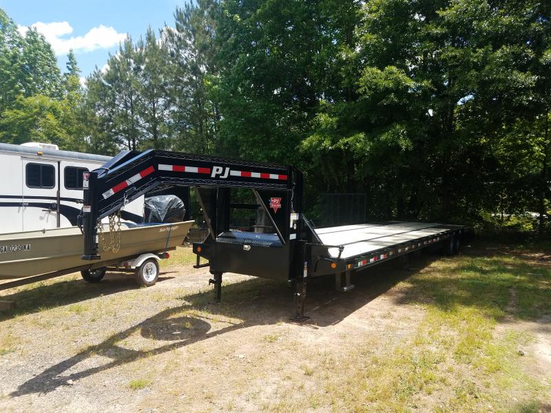 2019 PJ Trailers LD40 Flatbed Trailer 2019 PJ Trailers LD40 Flatbed Trailer
