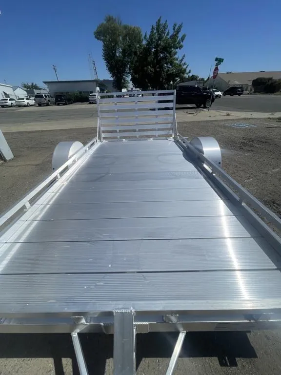 2026 Featherlite