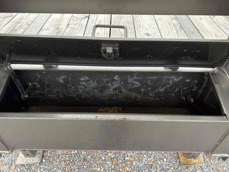 used Equipment / Flatbed Trailers Diamond T Trailers  for sale, in Dexter, KY Thumbnail 15