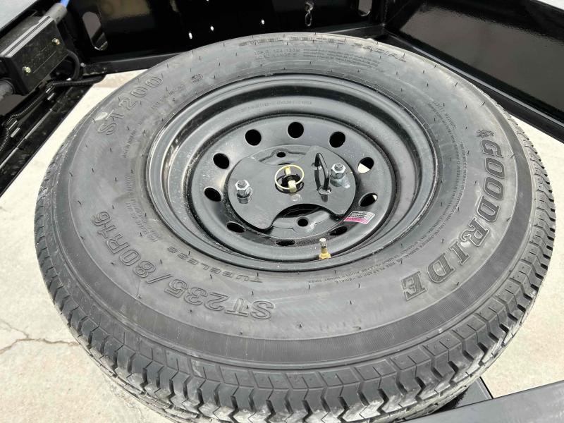 new Equipment / Flatbed Trailers Load Trail  for sale, in Dexter, KY Thumbnail 12