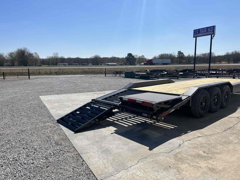 2023 MAXXD 102" X 26' 21K Equipment Trailer