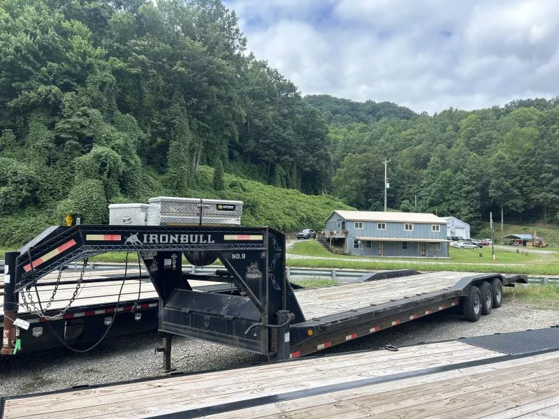 *used 2018* 102x40 Ironbull drive over fender 21k gooseneck Equipment Trailer
