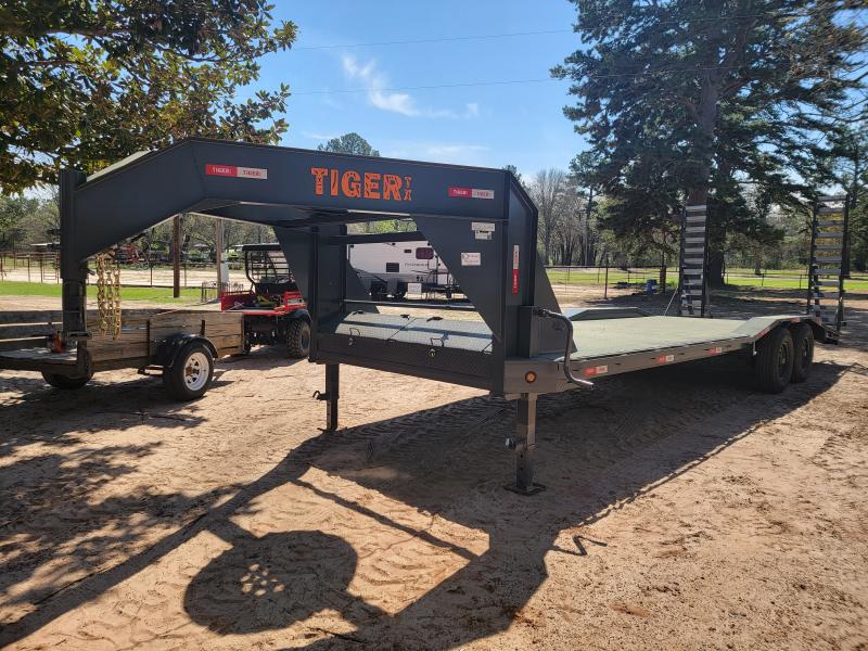 2023 Tiger 26' x 102" drive over fender Car Hauler