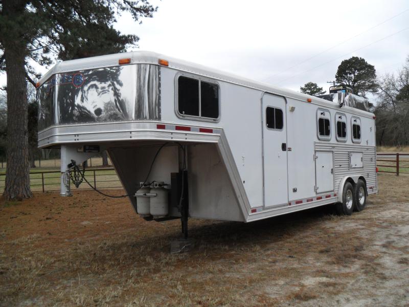 2001 Barrett Trailers 3 Horse slant load Livestock Trailer 2001 Barrett Trailers 3 Horse slant load Livestock Trailer