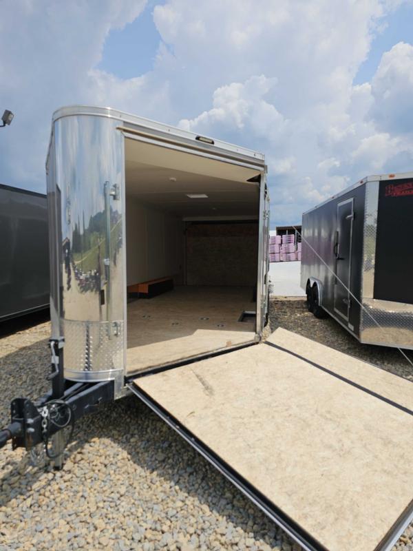 new Cargo (Enclosed) Trailers Look Trailers  for sale, in Farmington, MO Thumbnail 5