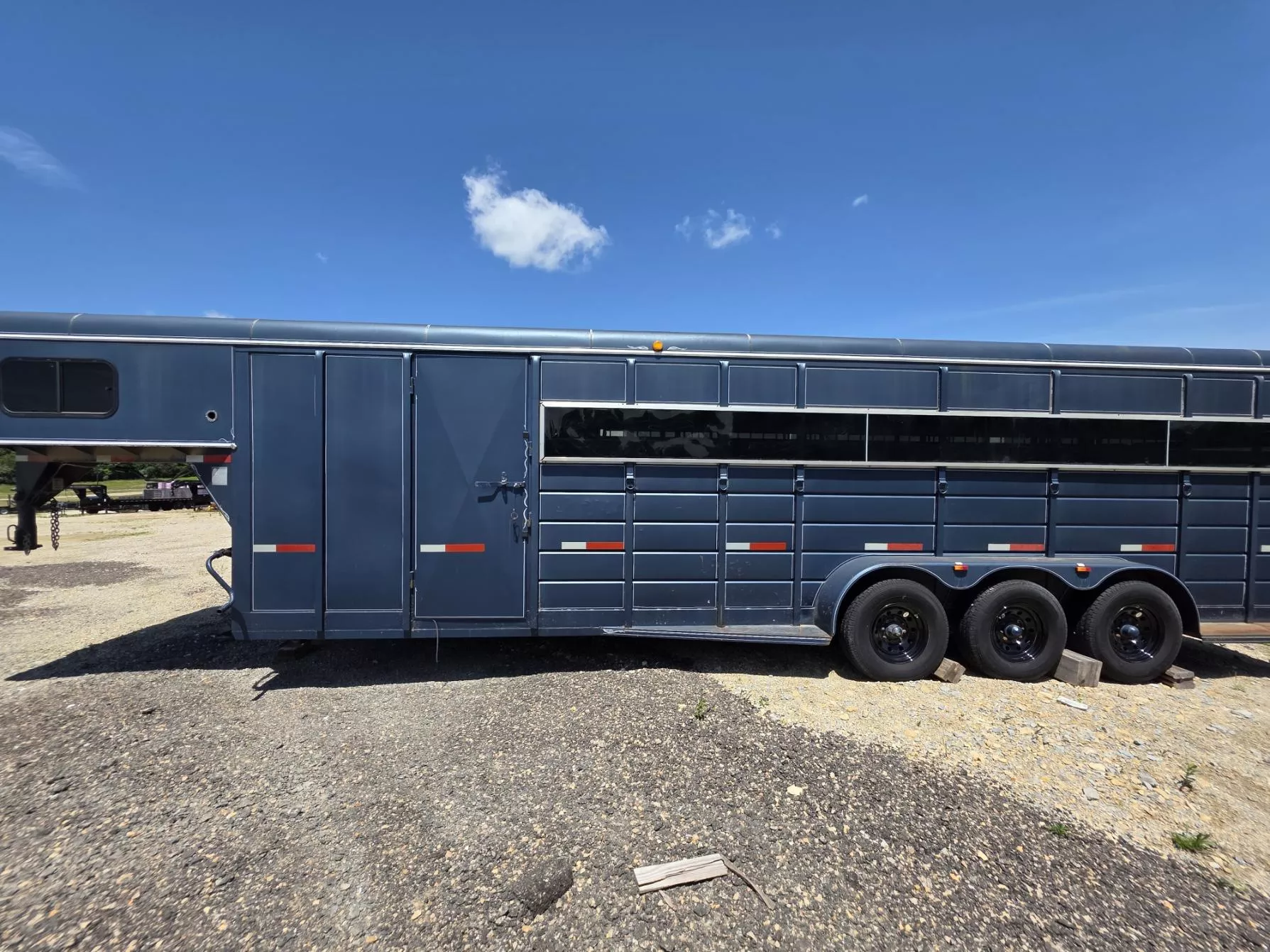 used Stock / Stock Combo Trailers W-W Trailer  for sale, in Farmington, MO Thumbnail 3