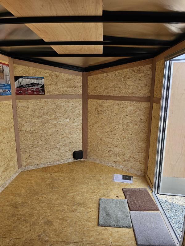 new Cargo (Enclosed) Trailers Look Trailers  for sale, in Farmington, MO Thumbnail 5