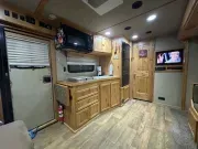used Horse Trailers Logan Coach Trailers  for sale, in Pretty Prairie, KS Thumbnail 19