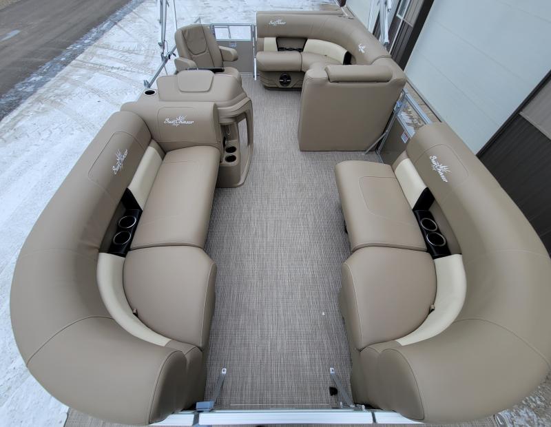 2024 Sunchaser Vista 20 CRB Pontoon Boat with a 40hp Yamaha Boat Doctor Marine Boat Sales