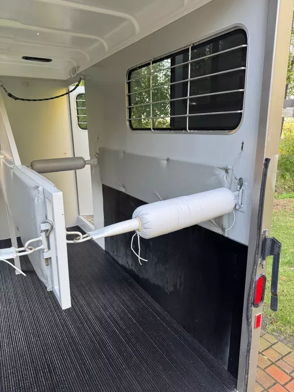 used Horse Trailers Hawk Trailers  for sale, in Salem, WI Thumbnail 9