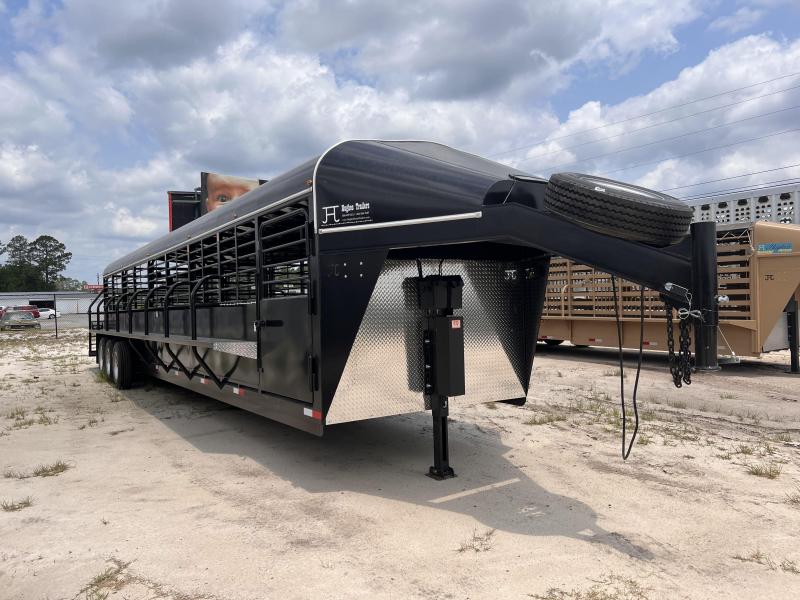2022 Hughes Livestock Trailer 2022 Hughes Livestock Trailer
