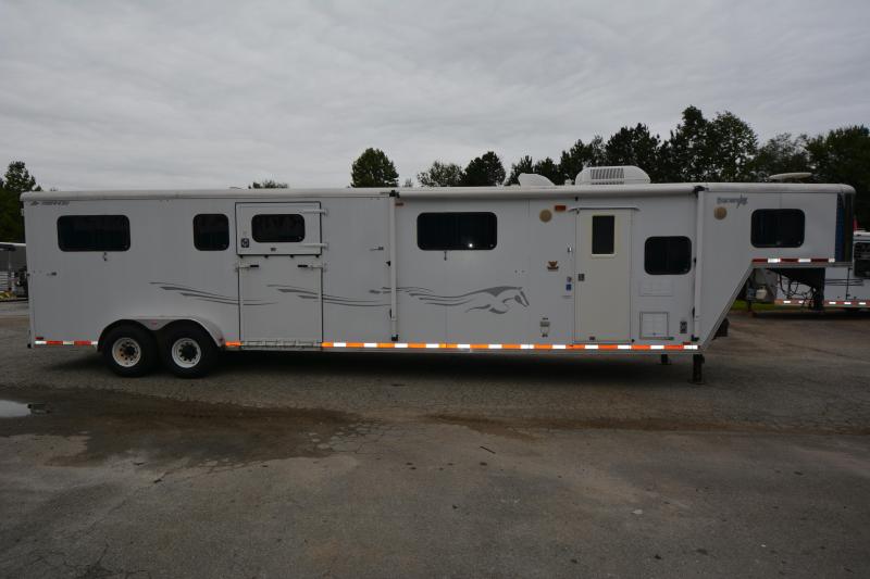 2004 8' LQ HEAD 2 HEAD 2004 8' LQ HEAD 2 HEAD