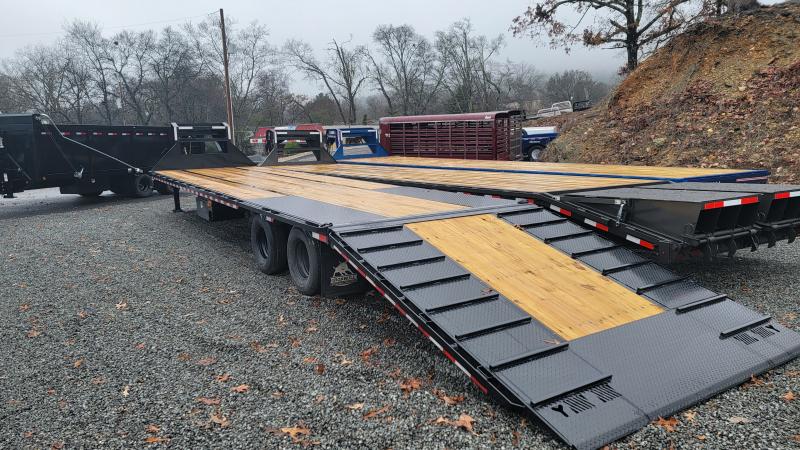 2023 Iron Bull 40' Gooseneck hydraulic dove 2023 Iron Bull 40' Gooseneck hydraulic dove