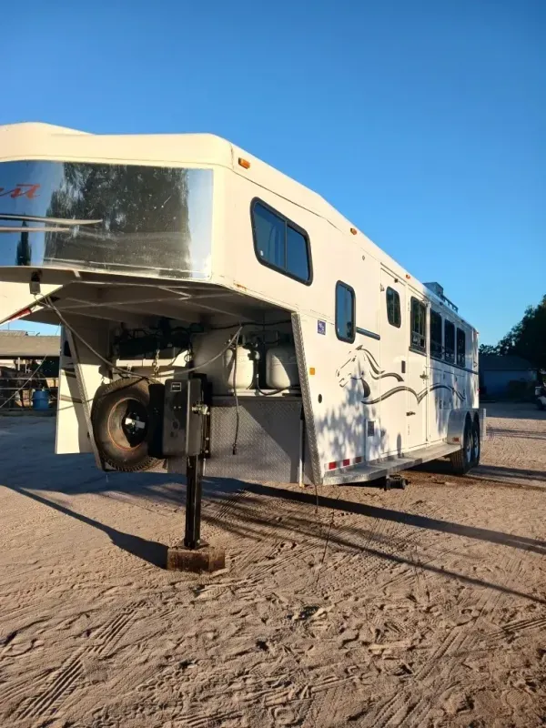 2004 Trails West Horse & Livestock