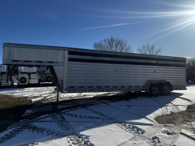 used Stock / Stock Combo Trailers Featherlite  for sale, in Ettrick, WI Thumbnail 2