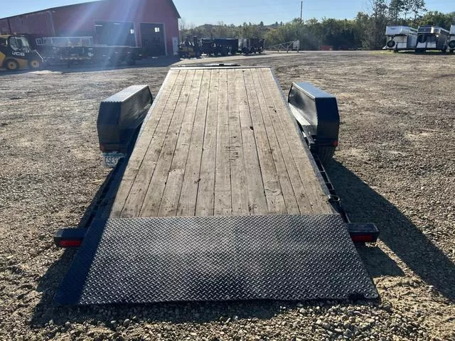 used Equipment / Flatbed Trailers PJ Trailers  for sale, in Ettrick, WI Thumbnail 7