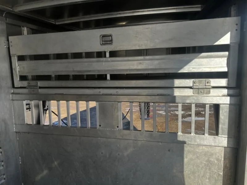 used Stock / Stock Combo Trailers Featherlite  for sale, in Ettrick, WI Thumbnail 18