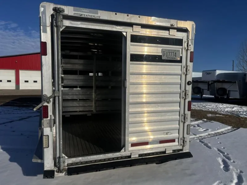used Stock / Stock Combo Trailers Featherlite  for sale, in Ettrick, WI Thumbnail 11