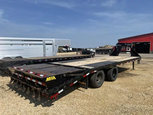 used Equipment / Flatbed Trailers Big Tex Trailers  for sale, in Ettrick, WI Thumbnail 5
