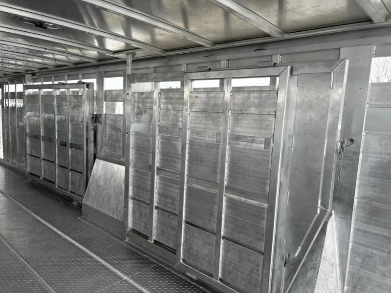 used Stock / Stock Combo Trailers Featherlite  for sale, in Ettrick, WI Thumbnail 18