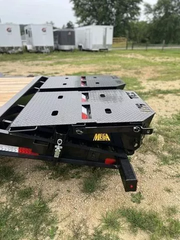new Equipment / Flatbed Trailers Big Tex Trailers  for sale, in Ettrick, WI Thumbnail 6