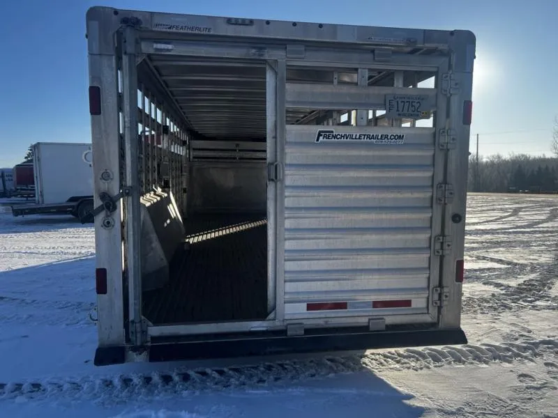 used Stock / Stock Combo Trailers Featherlite  for sale, in Ettrick, WI Thumbnail 11