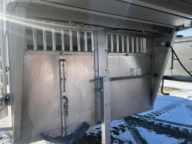 used Stock / Stock Combo Trailers Featherlite  for sale, in Ettrick, WI Thumbnail 4