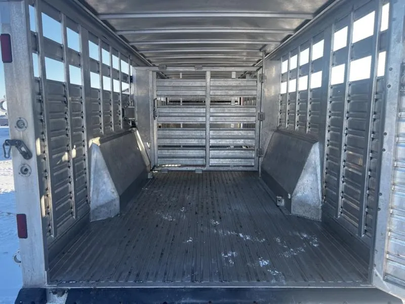 used Stock / Stock Combo Trailers Featherlite  for sale, in Ettrick, WI Thumbnail 12