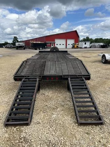 used Equipment / Flatbed Trailers RediHaul Trailers  for sale, in Ettrick, WI Thumbnail 9