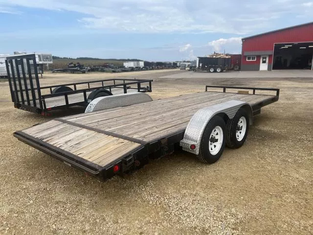 used Equipment / Flatbed Trailers PJ Trailers  for sale, in Ettrick, WI Thumbnail 5