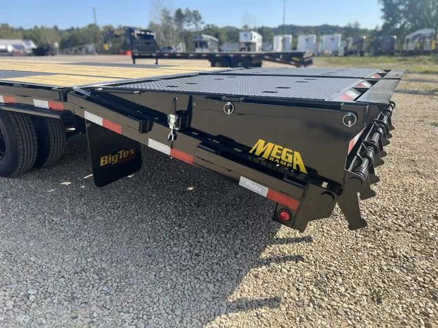 new Equipment / Flatbed Trailers Big Tex Trailers  for sale, in Ettrick, WI Thumbnail 9