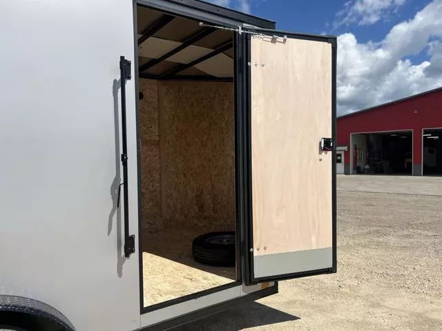 new Cargo (Enclosed) Trailers Discovery Trailers  for sale, in Ettrick, WI Thumbnail 7