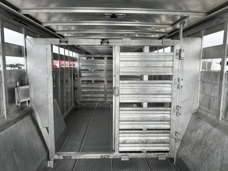 used Stock / Stock Combo Trailers Featherlite  for sale, in Ettrick, WI Thumbnail 13