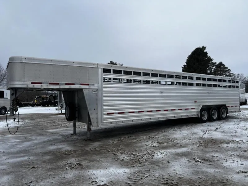 used Stock / Stock Combo Trailers Featherlite  for sale, in Ettrick, WI Thumbnail 2