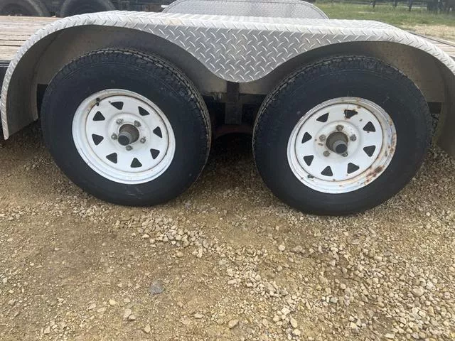 used Equipment / Flatbed Trailers PJ Trailers  for sale, in Ettrick, WI Thumbnail 3