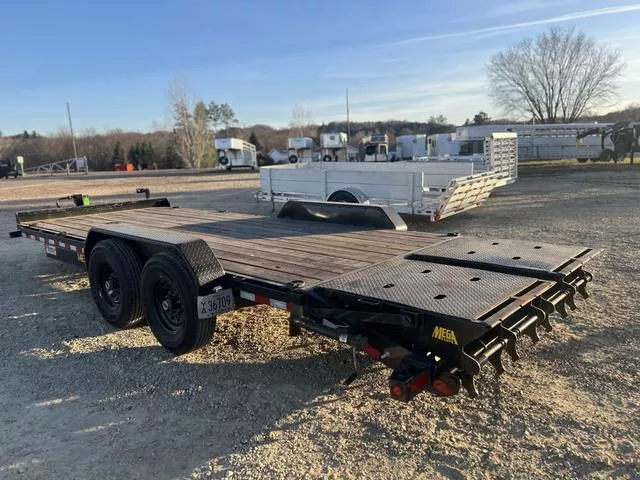 used Equipment / Flatbed Trailers Big Tex Trailers  for sale, in Ettrick, WI Thumbnail 6