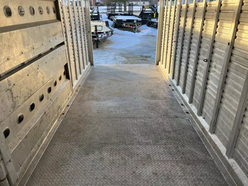 used Stock / Stock Combo Trailers EBY  for sale, in Ettrick, WI Thumbnail 16