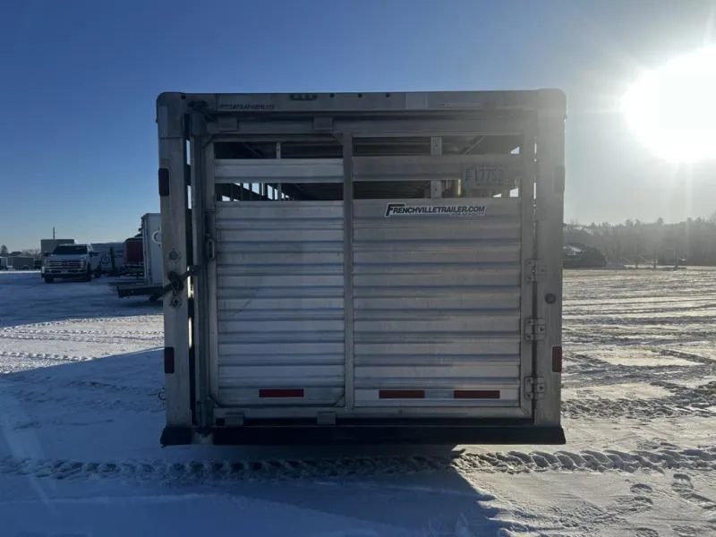 used Stock / Stock Combo Trailers Featherlite  for sale, in Ettrick, WI Thumbnail 8