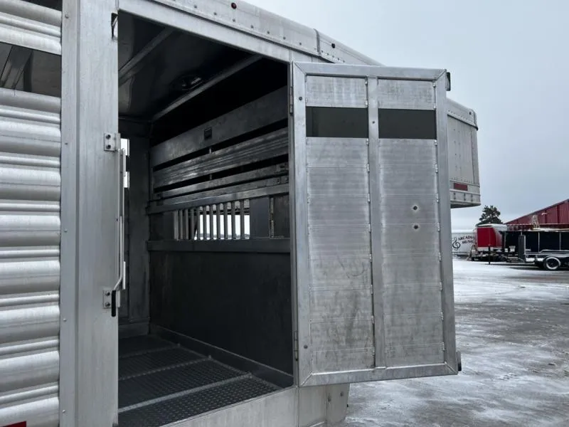 used Stock / Stock Combo Trailers Featherlite  for sale, in Ettrick, WI Thumbnail 8