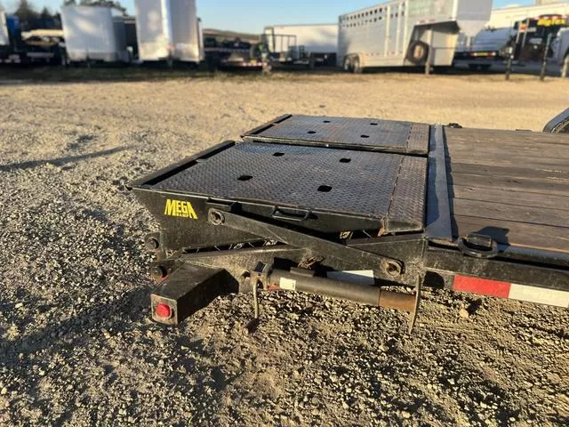 used Equipment / Flatbed Trailers Big Tex Trailers  for sale, in Ettrick, WI Thumbnail 8