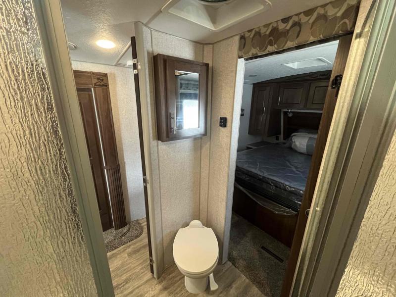 new Travel Trailers Northwood Manufacturing Arctic Fox North Fork for sale, in Springfield, MO Thumbnail 33