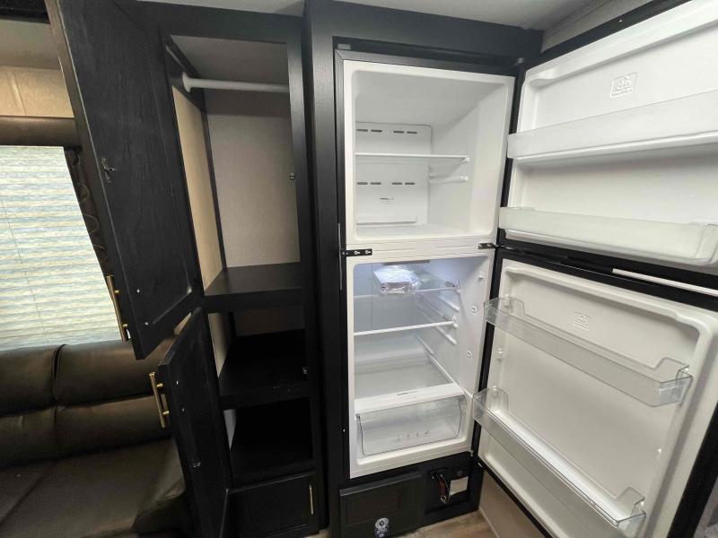 used Travel Trailers Forest River Cherokee Grey Wolf for sale, in Springfield, MO Thumbnail 15