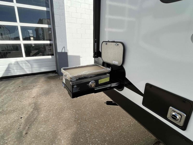 new Travel Trailers Grand Design RV Imagine Aim for sale, in Springfield, MO Thumbnail 7