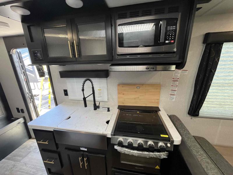 used Travel Trailers Forest River Cherokee Grey Wolf for sale, in Springfield, MO Thumbnail 17