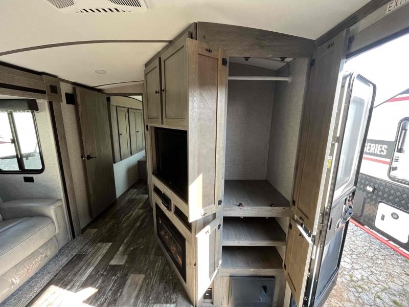 used Toy Haulers Keystone RV Outback for sale, in Springfield, MO Thumbnail 34